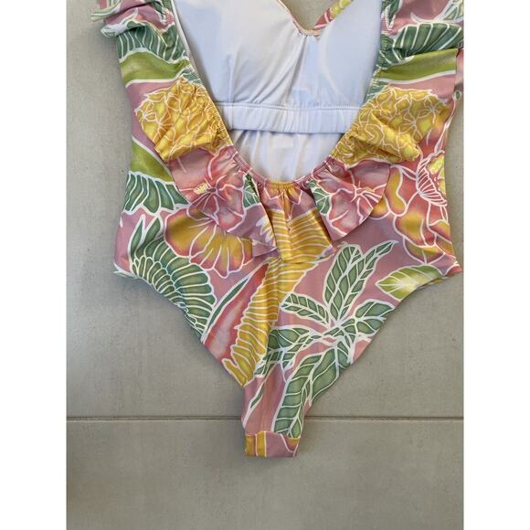 Kenny Flowers Swim One Piece Swimsuit Ruffled Ruched The Bahamas - Picture 7 of 11